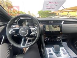 جاكوار إف-بيس